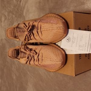 Yeezy 350 boost CLAY sz12